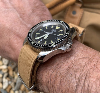 CWC VINTAGE STYLE CANVAS NATO STRAP - TAN - WORN